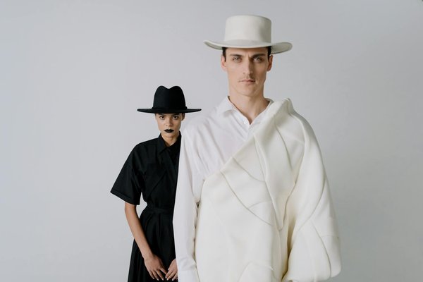 Quelles sont les astuces pour bien choisir et porter une ceinture selon votre silhouette?